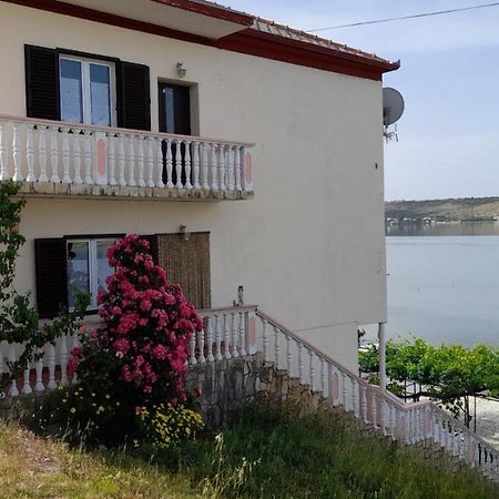 Apartmani Mirko Ljubac Ражанац Екстер'єр фото
